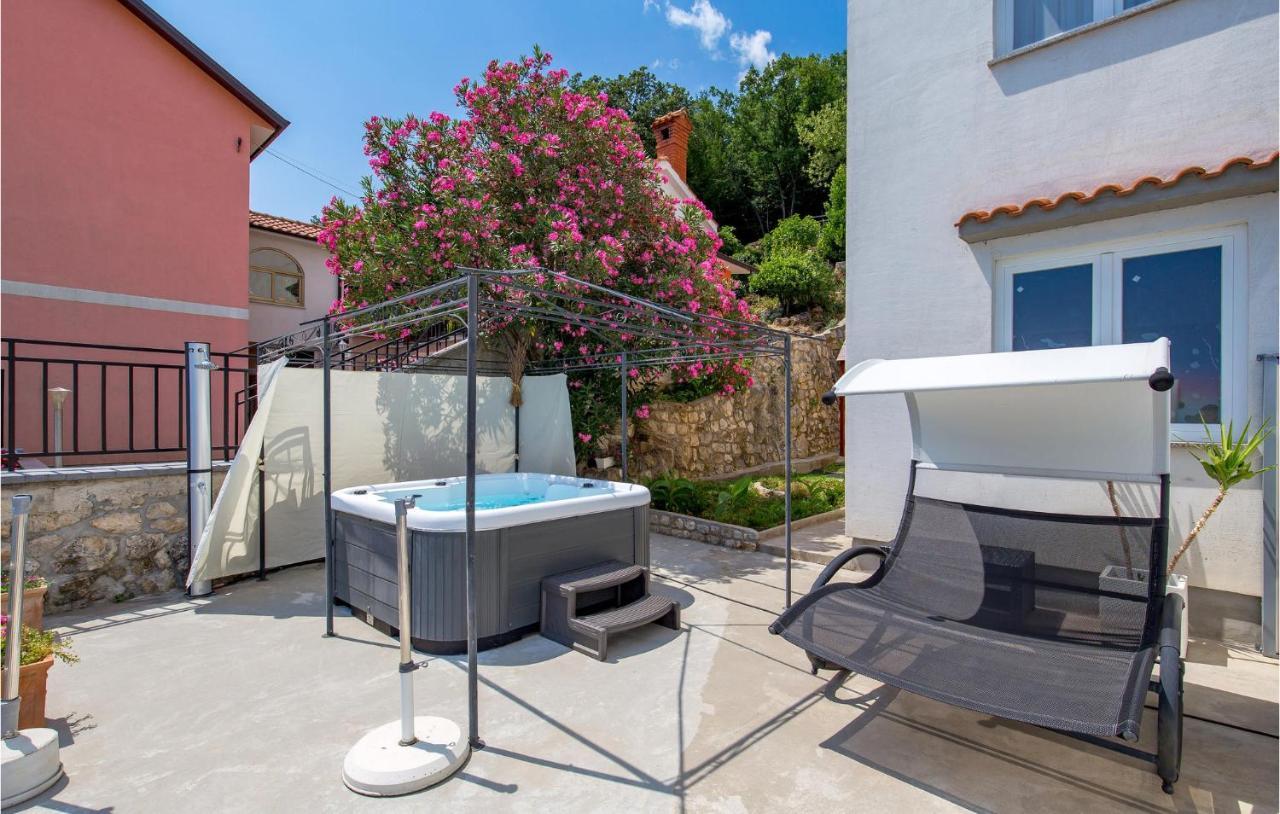 1 Bedroom Gorgeous Apartment In Moscenicka Draga Exterior photo